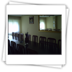 SALA DE REUNIONES Y TRABAJO.